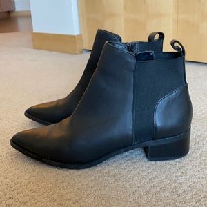 Crown Vintage Booties